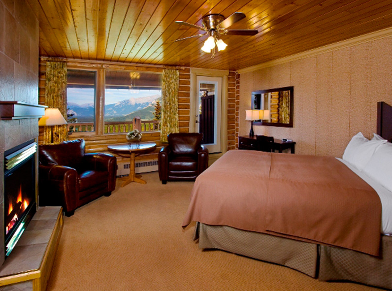 Mountain View Lodge Room